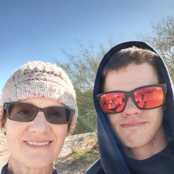 Meet your Posher, Autumn - Picture 1 of 1